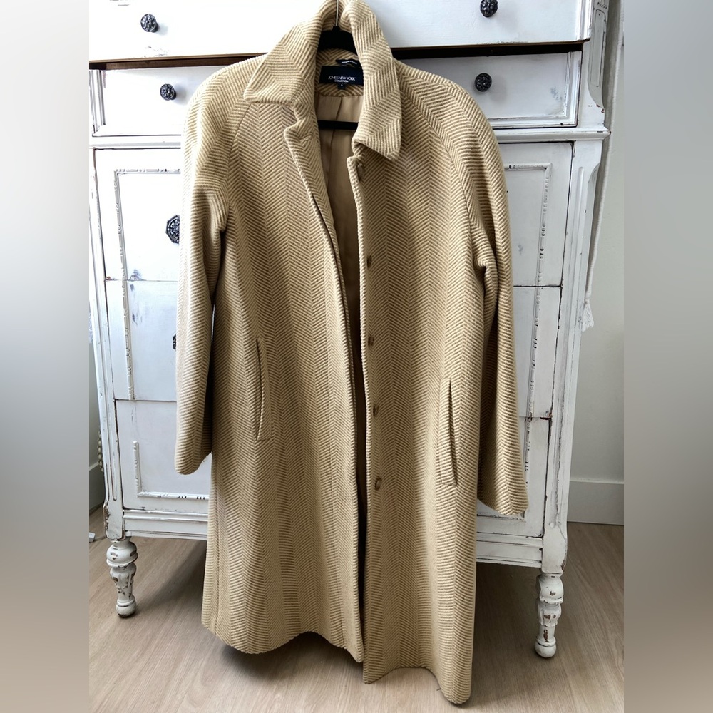 SOLD Jones New York vintage style trench coat
